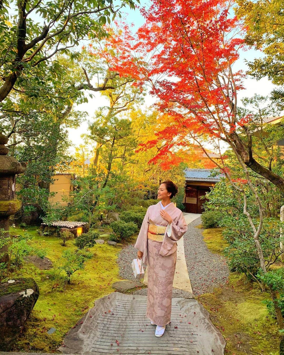 西内ひろのグルメインスタ