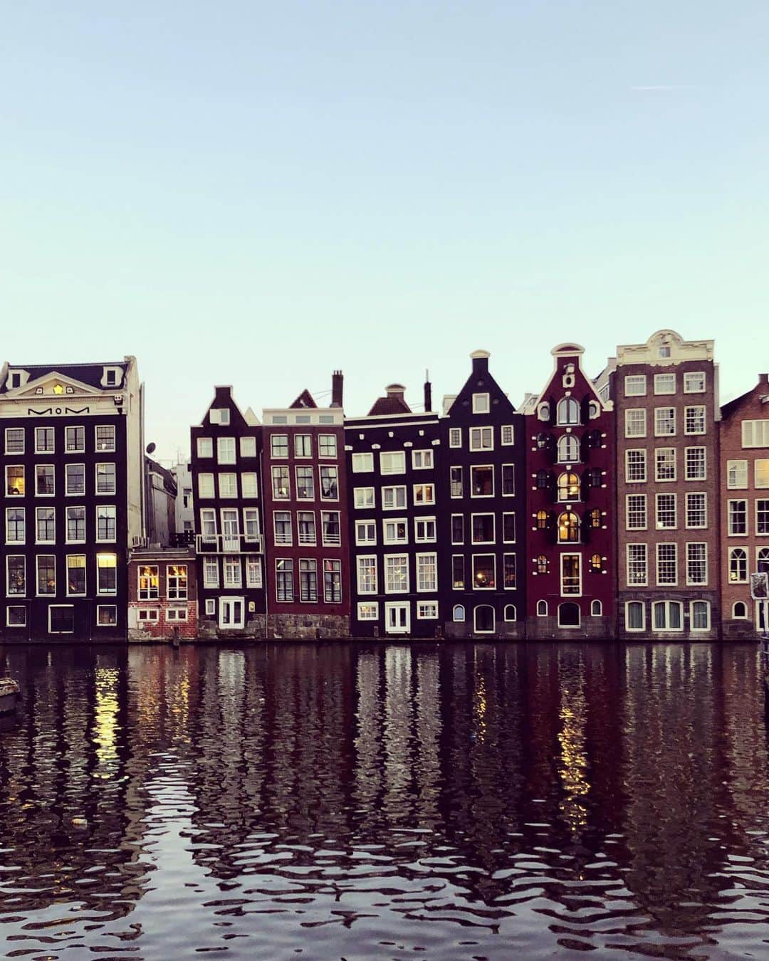 シグリッド・アグレンさんのインスタグラム写真 - (シグリッド・アグレンInstagram)「😍 #amsterdam #architecture #travelphotography」11月30日 23時36分 - sigridagren