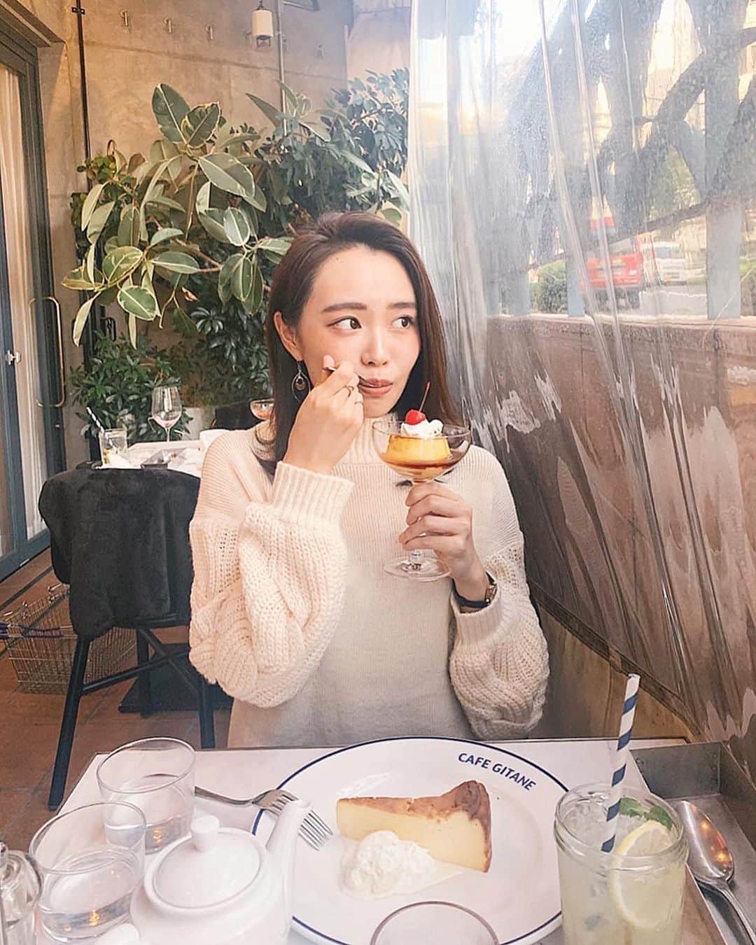 氏家夏乃のグルメインスタ