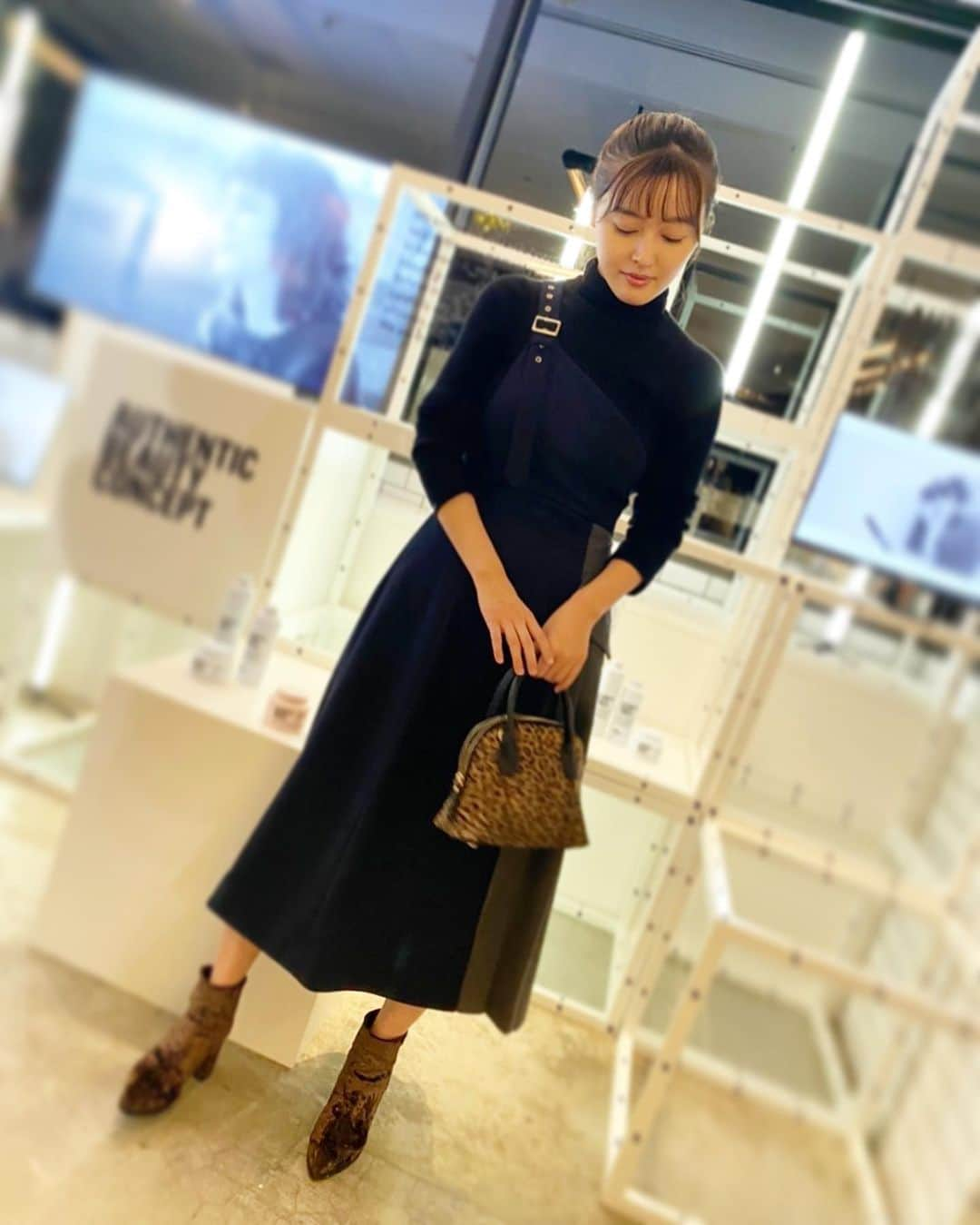 久住小春さんのインスタグラム写真 - (久住小春Instagram)「👗 @redyazel」12月1日 0時37分 - koharu_kusumi.official