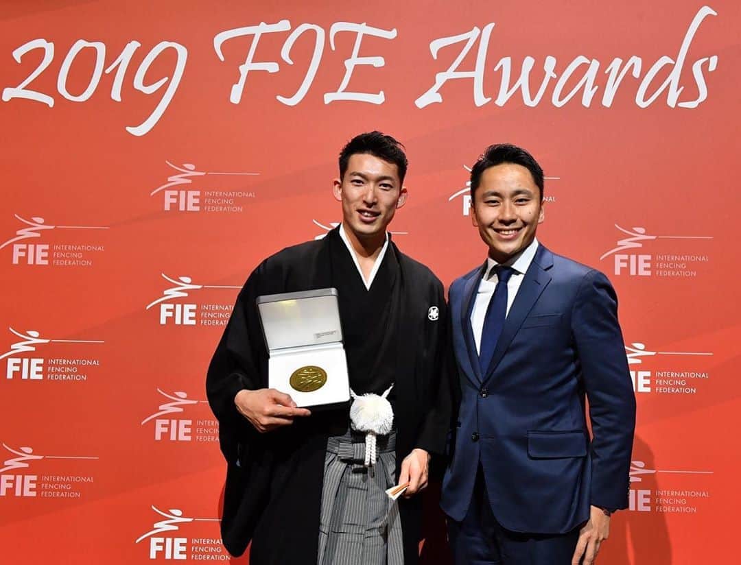 太田雄貴さんのインスタグラム写真 - (太田雄貴Instagram)「Congrats @eminobe ！！ First Japanese who become a world No,1 ranking.」12月1日 1時42分 - yuki_ota_fencing