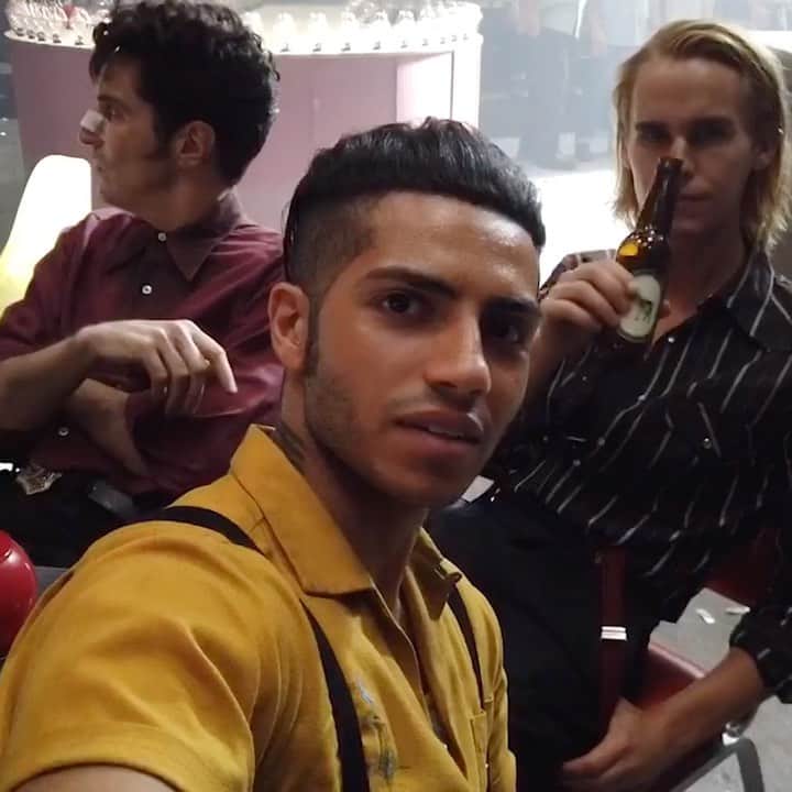 メナ・マスードのインスタグラム：「Just under a week until @reprisalonhulu!Here’s a special inside look until then 😉 #Reprisal」