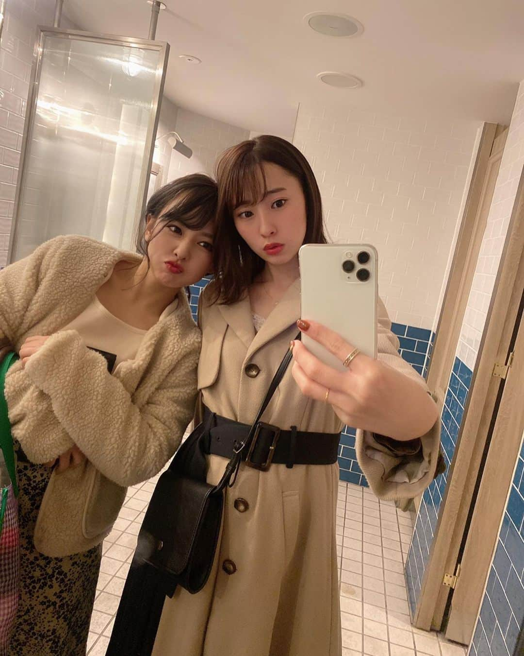 山田菜々さんのインスタグラム写真 - (山田菜々Instagram)「今日から12月ですね🤭はや。﻿ 最近夜中眠れなくて困ってます🥺﻿ ﻿ 最近藤江さんと会えてます🥰﻿ 会えない時は１ヶ月とか会えないから﻿ 最近よく会ってます😌❤️笑﻿ ﻿ 昨日ね、久しぶりにスーパー変えたの！﻿ いつも行ってたスーパーよりもだいぶ安くて﻿ 久しぶりにそこの会員カードひっぱりだして...✨﻿ ﻿ 嬉しくてついついいっぱい買っちゃったから﻿ 結局意味あるかな？と思いつつ...😂笑﻿ ﻿ そんな11月最後の日を過ごしました☺️✌︎﻿ ラスト1ヶ月頑張りましょう🙈❤️」12月1日 11時51分 - tannana.yamada