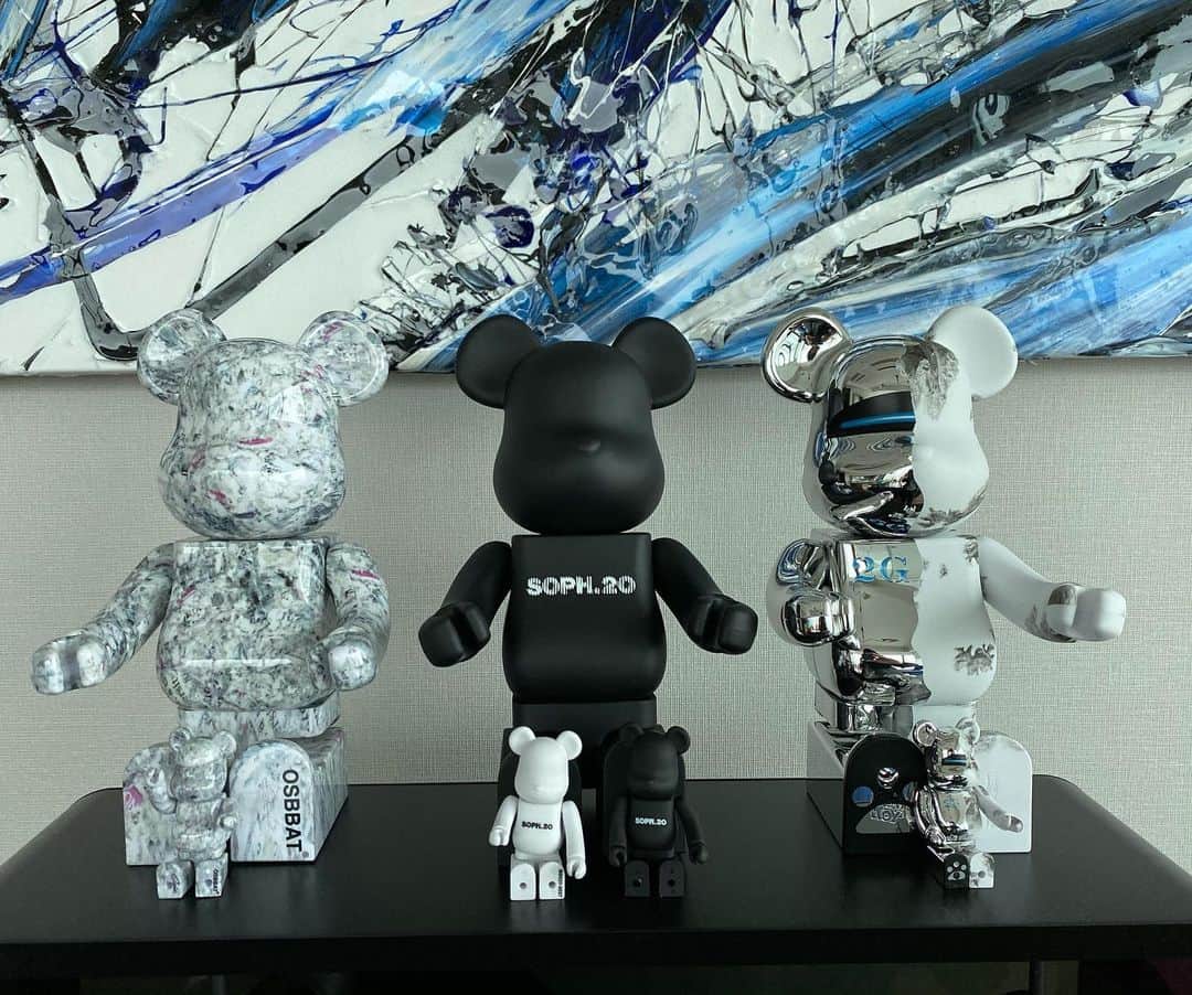 谷正人のインスタグラム：「友達がさらに増えました。 #medicomtoy #sorayamahajime #danielarsham #poggy #soph #kiyonagahirofumi #osbbat #chrisnamaizawa #meguruyamaguchi」