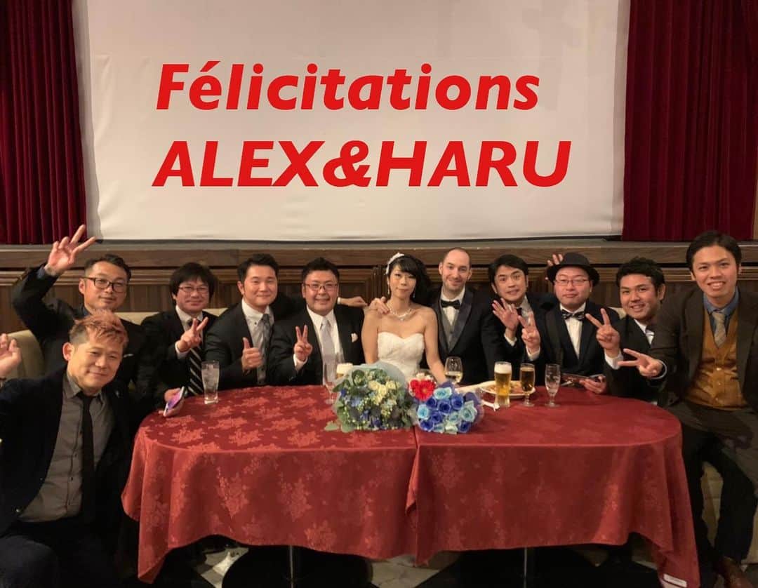 満田伸明さんのインスタグラム写真 - (満田伸明Instagram)「ハルちゃん結婚おめでとう㊗️🎊ハルちゃんらしい楽しいパーティーやったね🇫🇷懐かしいメンバーも集まって二次会も最高でした🍻末永くお幸せに‼️ #結婚パーティー #日仏 #おめでとう #満田伸明」12月1日 12時22分 - mitsusya