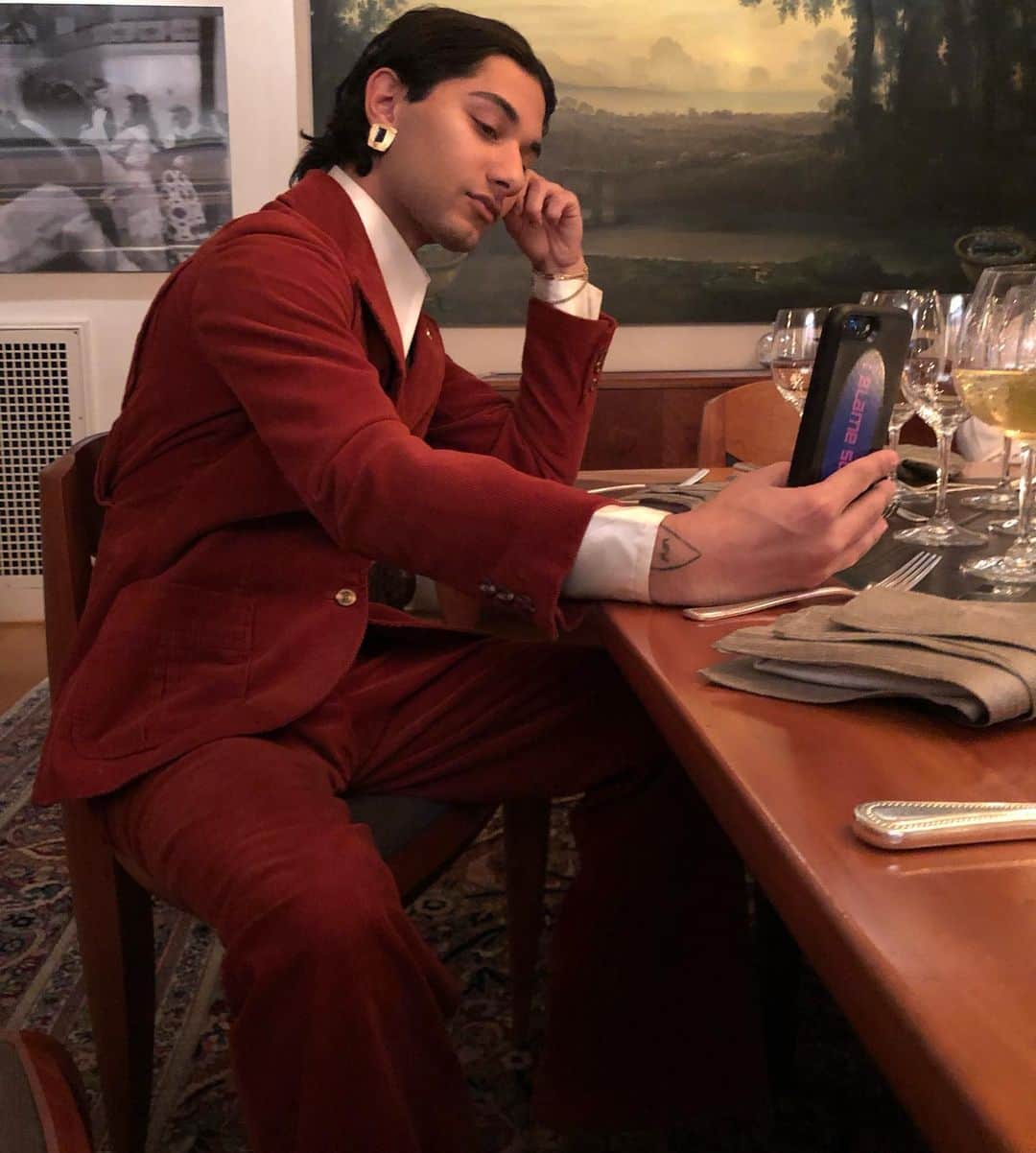 マーク・インデリカートのインスタグラム：「this wasn’t staged」