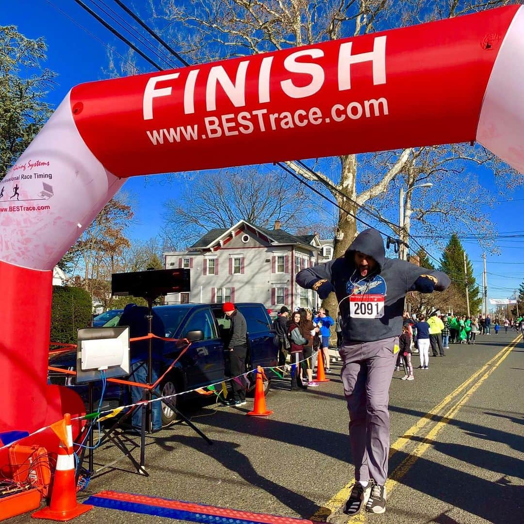 カル・ペンさんのインスタグラム写真 - (カル・ペンInstagram)「Just beat a 9 year old in a 5K no big deal.」12月1日 4時28分 - kalpenn