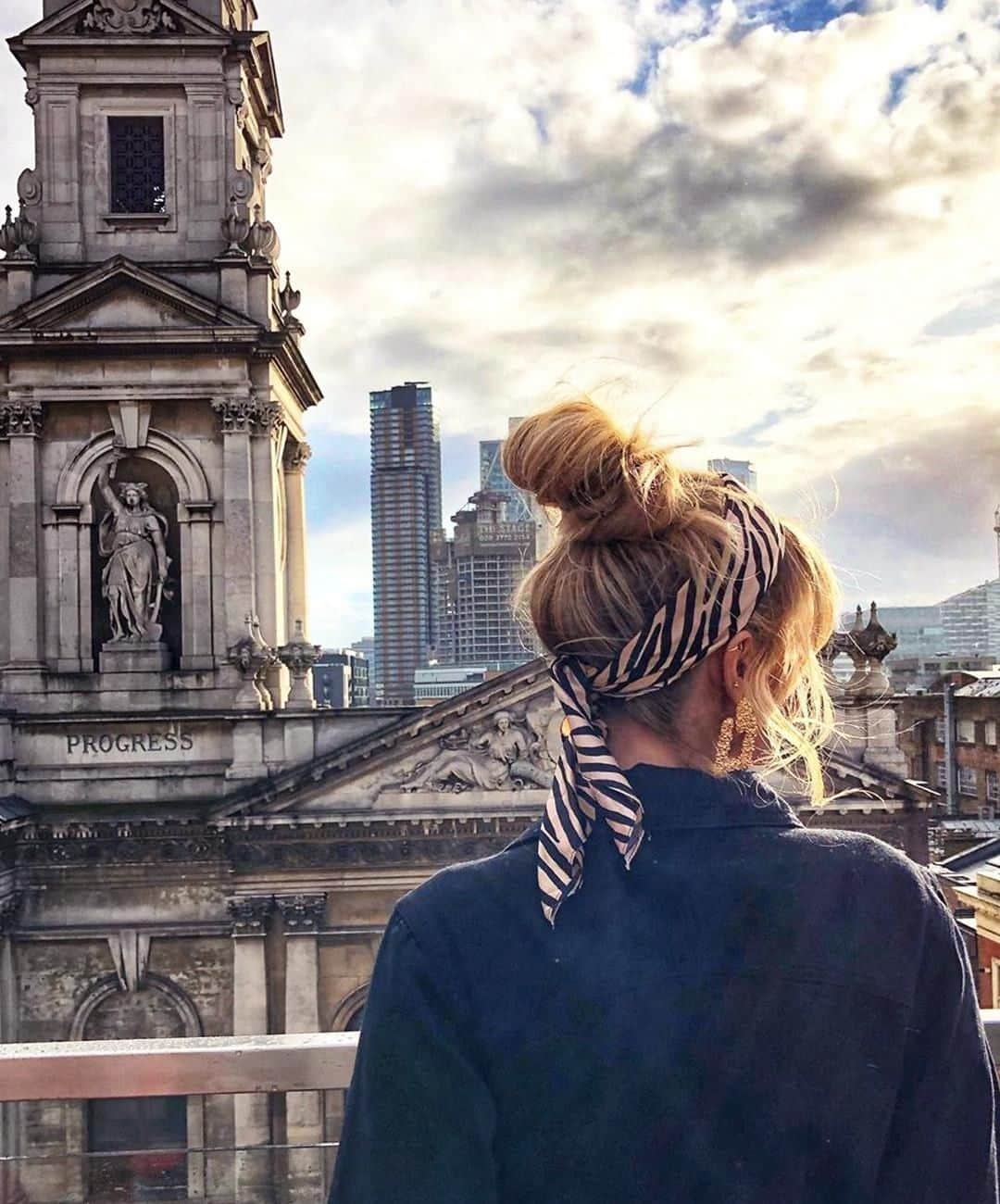アクセサライズのインスタグラム：「Show your stripes. P.S. don't miss out on 20% off everything this #BlackFriday weekend! PLUS our bestsellers online and in store now have 50% off. 🔎: 7866418100 📷: @michaelgrayhair  Tap the link in the bio to shop now. #Accessorize #Accessorizer」