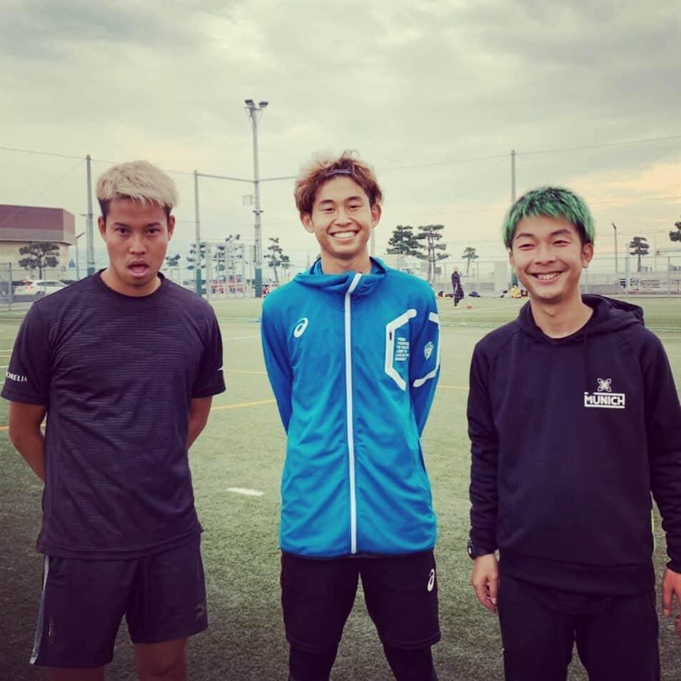 マキヒカのインスタグラム：「. . 先日、ご一緒にフットサルさせていただきました😊✨昨日、点とってました郷家選手です😎フットサルももちろんバカ上手かったです🤩やっぱり上手い人達と球蹴りすると楽しいですねー！🙄 . #ヴィッセル神戸 #郷家友太 選手 #vissel #グレート #great #きよきよ  #マキヒカと絡んだ選手やチーム後日点取るもしくは鬼勝ちする説また立証していただいた」
