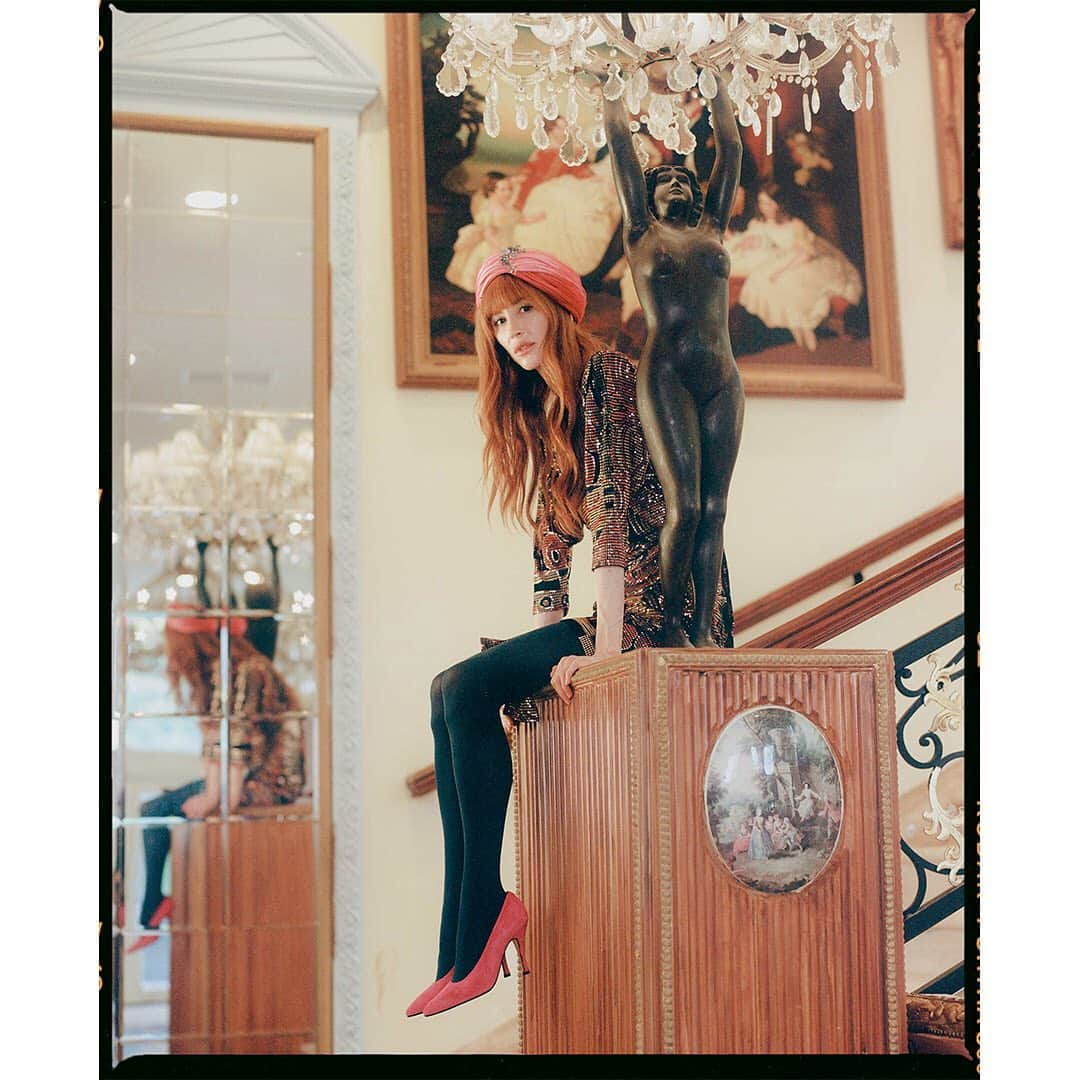 Faith Picozziさんのインスタグラム写真 - (Faith PicozziInstagram)「Gucci Mansion 1️⃣5️⃣ 📸 @burrent 🕺📷@garrettremy 👗 @faithpicozzicreative 💥 #fashion #style #redhead #model #film #120film #mediumformat」12月1日 8時17分 - faithpicozzi