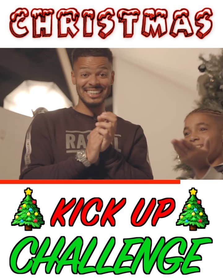 F2Freestylersのインスタグラム：「EPIC CHRISTMAS KICK UP CHALLENGE! 🎄⚽️🤪 ⚠️ *DON’T TRY THIS AT HOME!* ⚠️」
