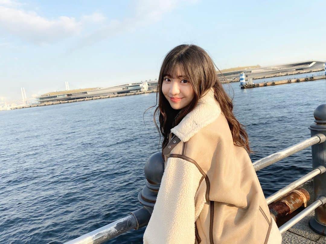 小玉梨々華のインスタグラム：「12月おはよう☺︎」