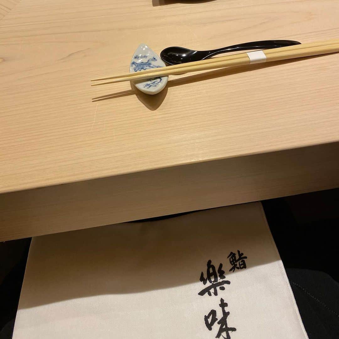 SHINOのグルメインスタ