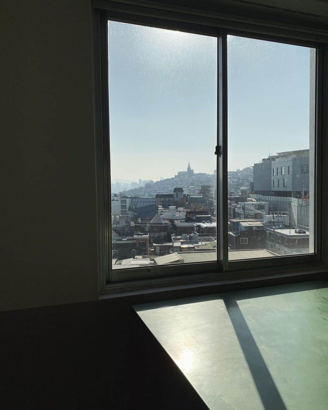のインスタグラム：「AM10:00 ・ ・ ・ #sealinseoul」