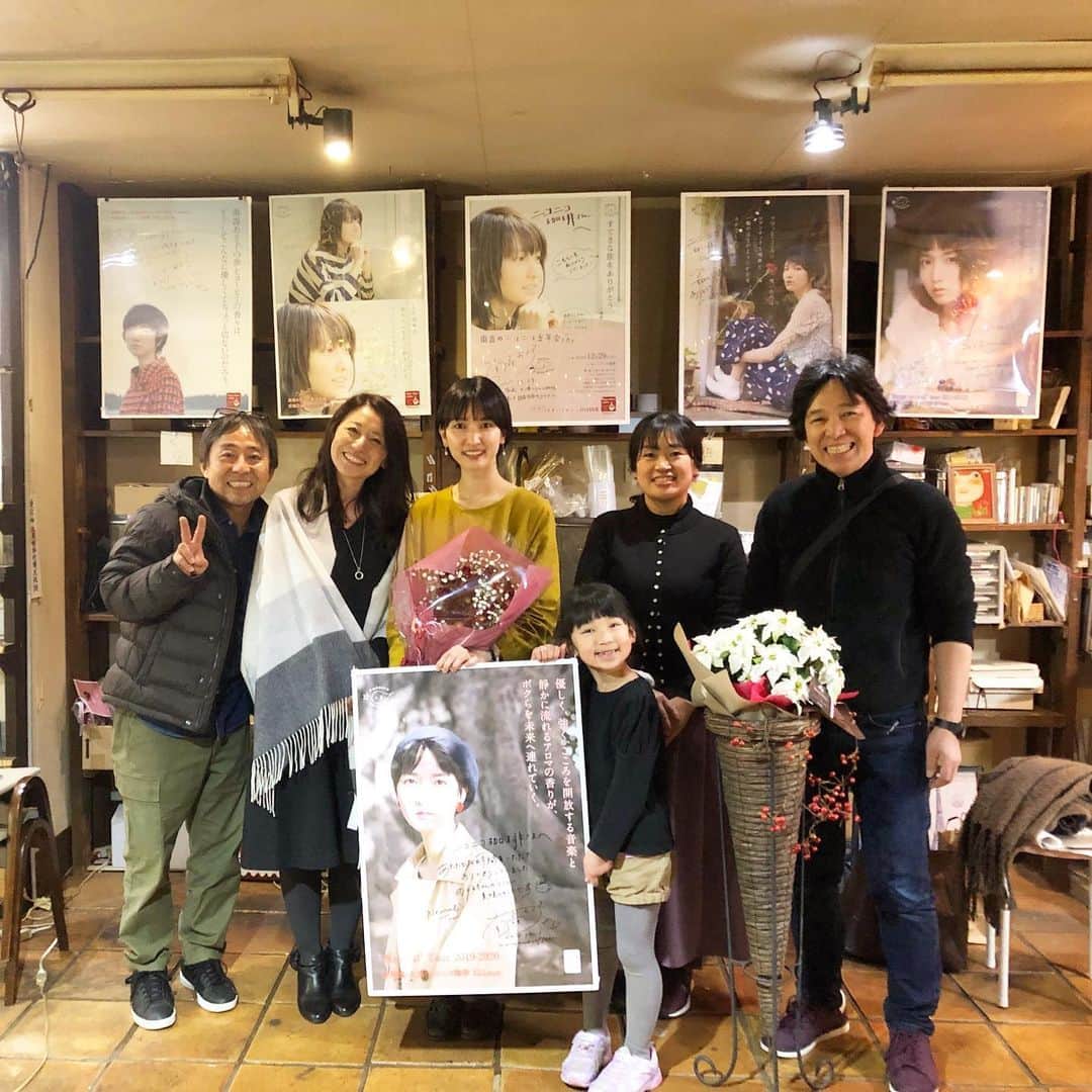 南壽あさ子さんのインスタグラム写真 - (南壽あさ子Instagram)「本日は"Neutral" Tour茨城公演！ 土浦・ニコニコ珈琲にてソロワンマン公演を行いました。 アナウンサーの木村さおりさんに司会進行をしていただき、ニコニコさんやグラフィックデザイナーの高田さんの多大なるご協力のもと、お客さんと一緒に作り上げた温かいライブになりました！お越しいただいたみなさん、ありがとうございました！  #ニコニコ珈琲」12月1日 20時37分 - nasuasaco