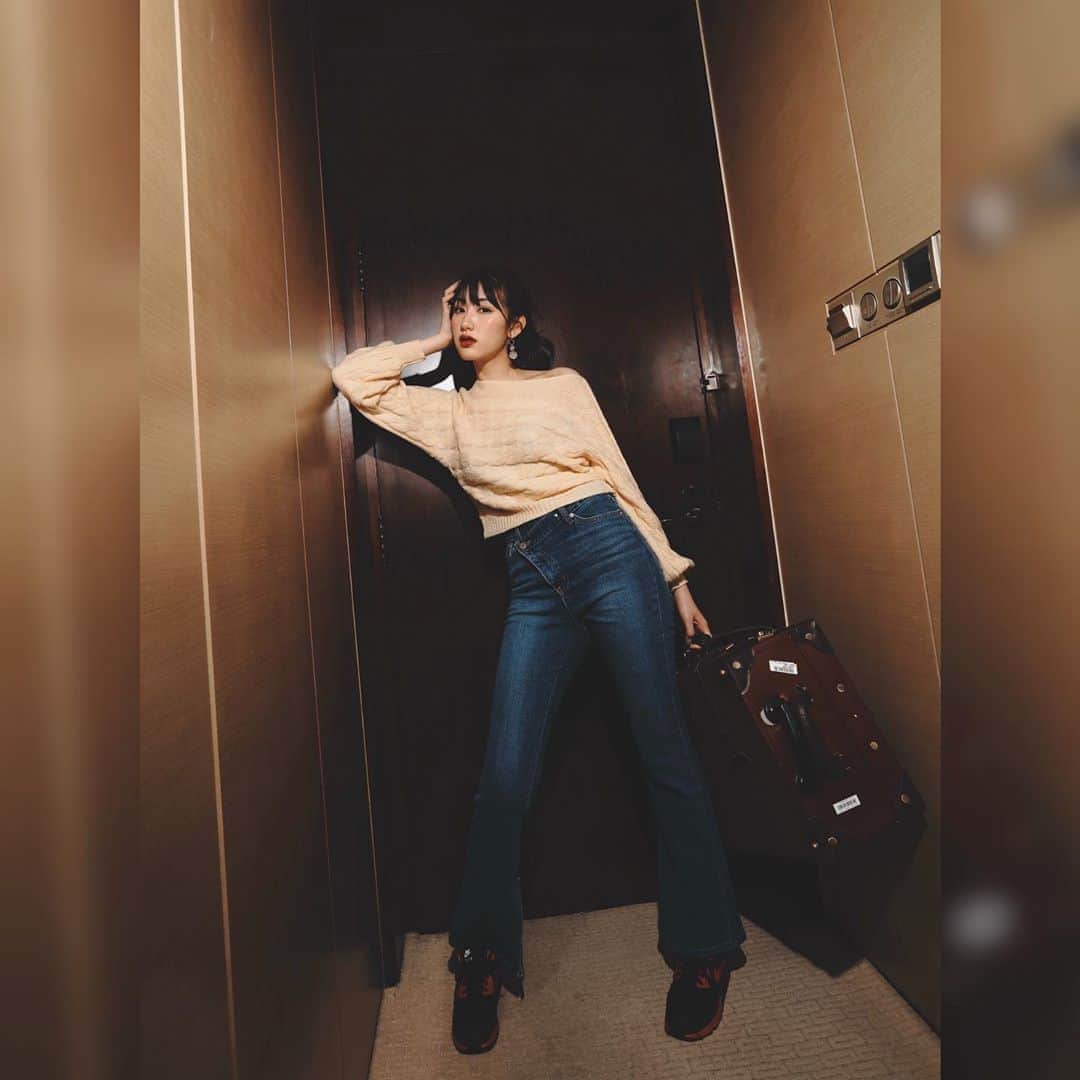 黒田瑞貴のインスタグラム：「ハイウエストはスニーカーでもスタイル良く見えるから好き✌︎ #fashion #ootd #ootdfashion #instagood #japanesegirl #nike」