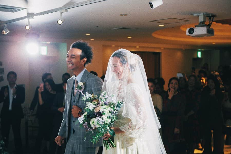 sayocoのインスタグラム：「Jet & Yuko san Happy Wedding💖 ・ ・ 素敵なパーティに参加させてくれてありがとう @saiya_jet 🙏❤️ ・ かわいいかわいいジェット👳🏿‍♂️が パパになるなんて感慨深い😭✨ ・ 本当に本当におめでとうございます🥳🌈 ・ ・ #happywedding#bephop」