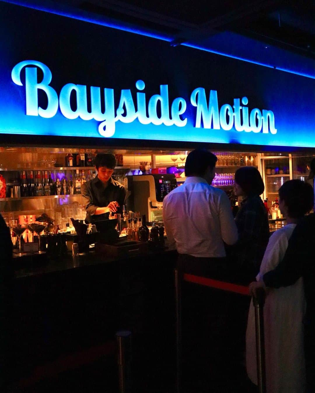 三井菜那さんのインスタグラム写真 - (三井菜那Instagram)「BAYSIDE MOTIONのGRAND OPENING PARTYに行ってきました🍸 @bayside_motion  ㅤㅤㅤㅤㅤㅤㅤㅤㅤㅤㅤㅤㅤ  BAYSIDE MOTIONは 横浜 みなとみらいにある横浜ハンマーヘッドにある エンターテイメントラボ💃🕺 ㅤㅤㅤㅤㅤㅤㅤㅤㅤㅤㅤㅤㅤ  LEDテクノロジーが用いられてたり、 空間だけでなく夜景も楽しめて THE 大人の遊び場でした🥰👏 ㅤㅤㅤㅤㅤㅤㅤㅤㅤㅤㅤㅤㅤ  #ベイサイドモーション #baysidemotion#横浜#みなとみらい」12月1日 21時33分 - nana.0312