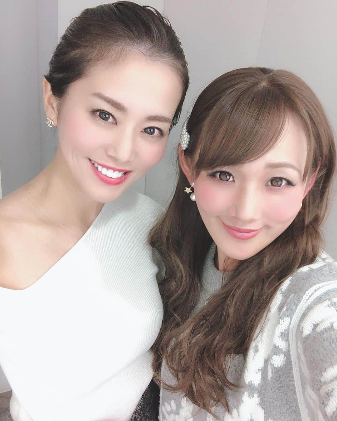 佐野真彩さんのインスタグラム写真 - (佐野真彩Instagram)「今日もお仕事終了☺︎ サマースタイルアワード、今シーズンも司会でお世話になりました。 毎回ステージを観ていると感動します🥺 今日のプロ戦もレベルが高かったですね。 選手の皆様、スタッフの皆様、お疲れ様でした。 . . 今日の写真がないので、昨日のセルフィー🤳 . . #スピード小顔美女 #スピード小顔 #ビジョビ　#セルフィー」12月1日 21時53分 - sano.maya