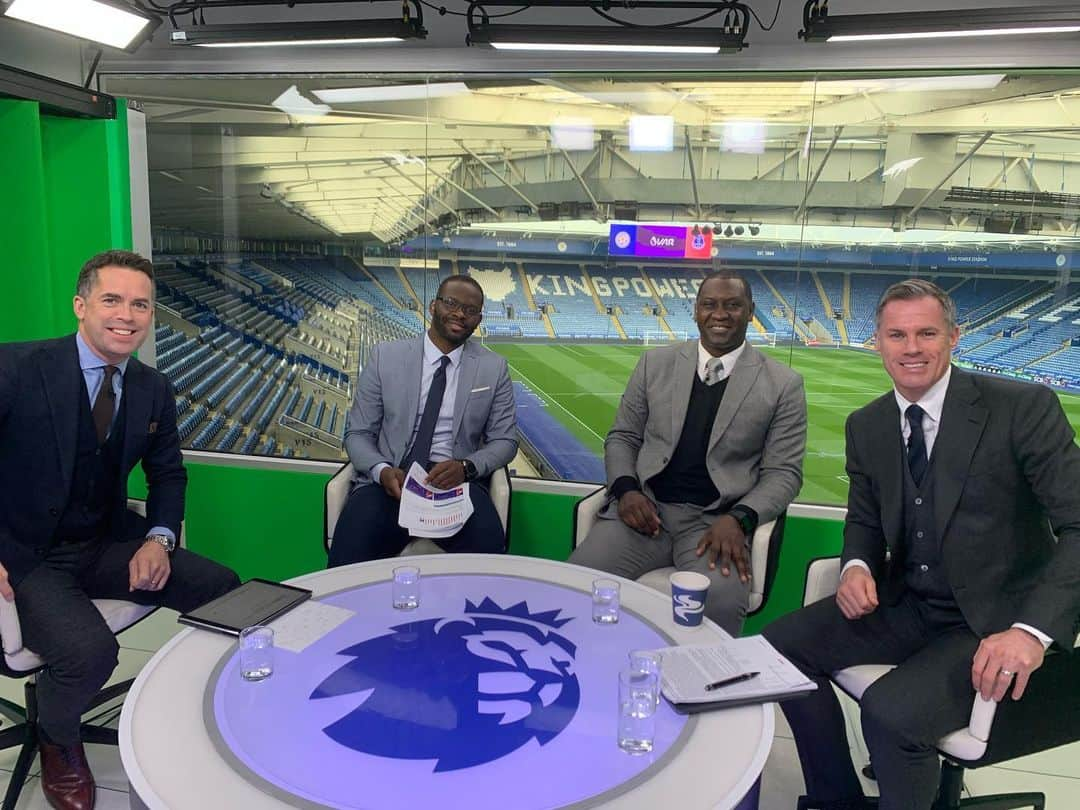 ジェイミー・キャラガーさんのインスタグラム写真 - (ジェイミー・キャラガーInstagram)「1:00 @skysportspl Norwich v Arsenal then Leicester v Everton! @davidbgjones gets tagged because he wants more followers 🤷‍♂️」12月1日 21時53分 - 23_carra