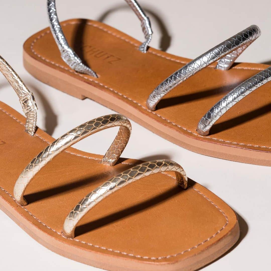 Schutzのインスタグラム：「GOLDEN & SILVER LOVERS ✨ #schutzhighsummer」