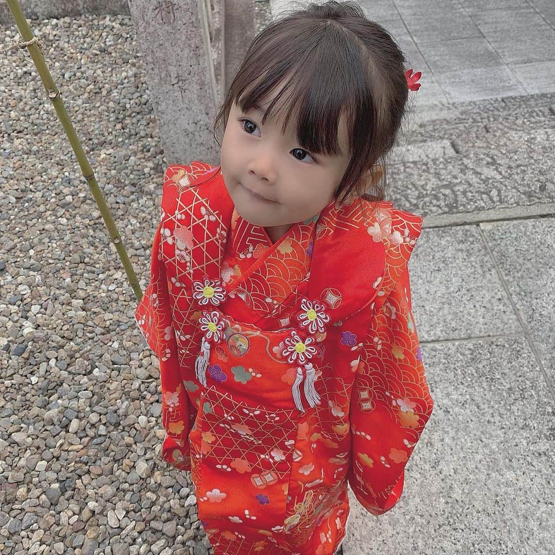 kaorinさんのインスタグラム写真 - (kaorinInstagram)「先月ですが、無事末っ子の七五三終わりました♡ ・ 撮影は後撮りの予定でこれから計画します📸 ・ ・ #七五三#753#3歳#女の子#kids#girl#인스타키즈#육아스타그램#딸바보#mamagirl#コドモノ#ママリ#コズレ#親バカ#親バカ部#親バカ部ig_kids」12月1日 13時32分 - kaorinnnhyrk