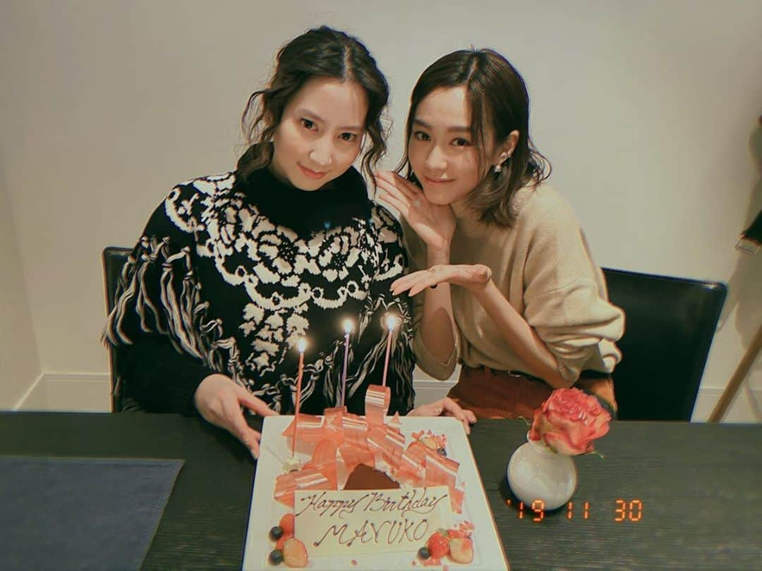 河北麻友子さんのインスタグラム写真 - (河北麻友子Instagram)「美玲がお祝いしてくれたー🥳🥳🥳💜 美味しいご飯を食べて、いっぱいお喋りして、お揃いも増えて、最高のバースデーディナーでした🥺 いつも本当にありがとうねん！♥️ #みれまゆ」12月1日 13時41分 - mayukokawakitaofficial