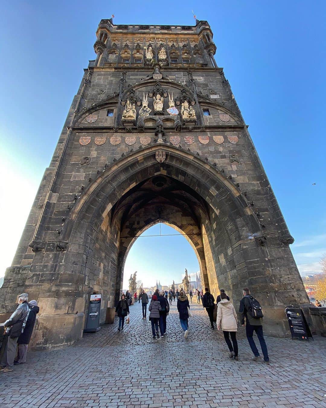 湯浅なるせのインスタグラム：「カレル橋🌉」