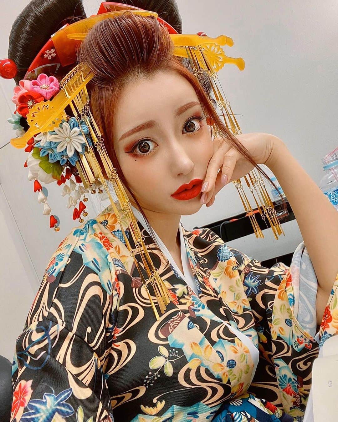 明日花キララのインスタグラム：「撮影で花魁したの👸🏻 #御綺羅でありんす #おきら🏮」