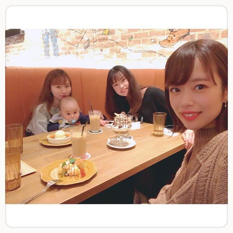 今中沙季のインスタグラム：「この前の二子玉川lランチ！🍴 いっぱい遊んでくれて ありがとう👶🏻❤️ # ランチ#lunch#二子玉川#駅チカ#駅カフェ#一児のママ#男の子のまま #」