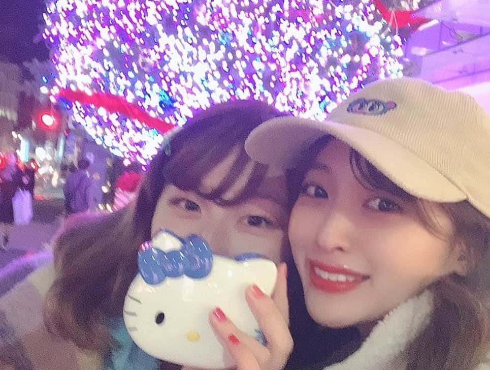 吉田菫さんのインスタグラム写真 - (吉田菫Instagram)「. もねちゃんと🍒 たくさん喋った！大好き！♥︎ もねちゃん異常に写真とってくれる😂💓 .」12月1日 16時53分 - sumiredooon1228