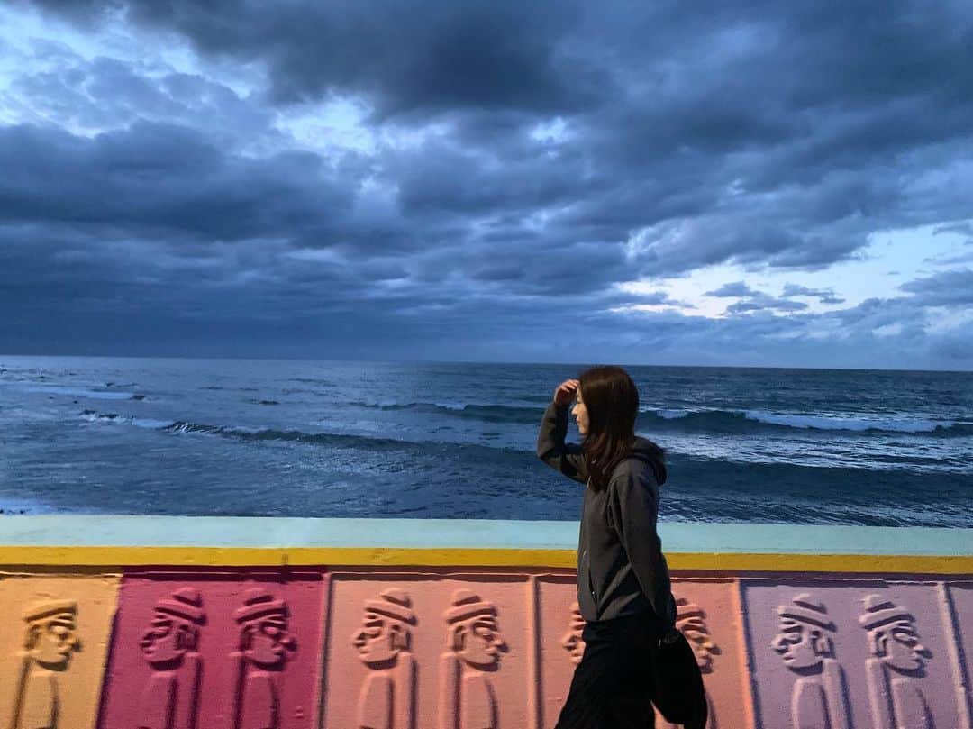 のインスタグラム：「나의 길을 가는것.. . 때론 힘들고 어렵지만,  그가 나와 함께있으니..」