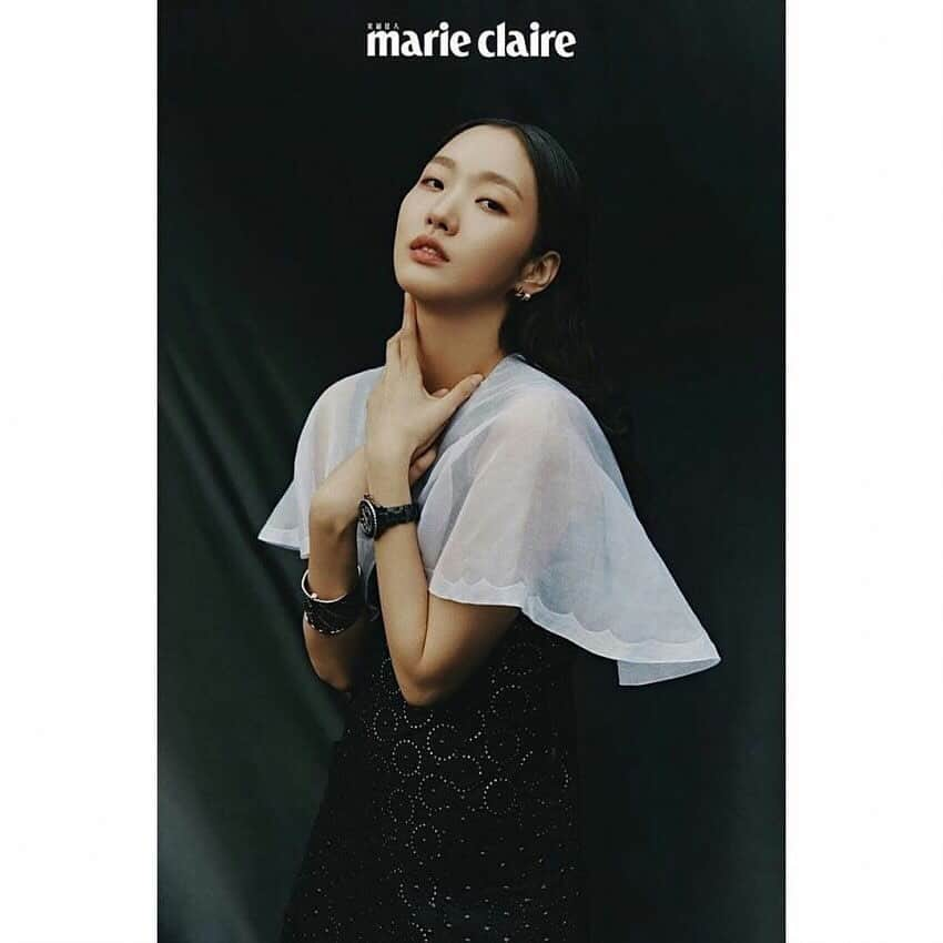 キム・ゴウンさんのインスタグラム写真 - (キム・ゴウンInstagram)「@marieclairetw @chanelofficial 👯‍♀️」12月1日 18時22分 - ggonekim