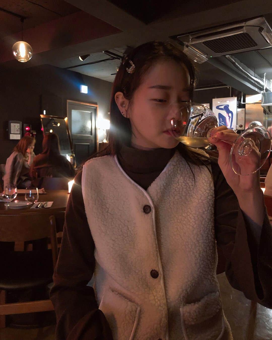 ヒョニ・カンさんのインスタグラム写真 - (ヒョニ・カンInstagram)「😋 네추럴와인 즐길수 있는 프렌치 맛집 발견」12月1日 18時38分 - hyoni_kang