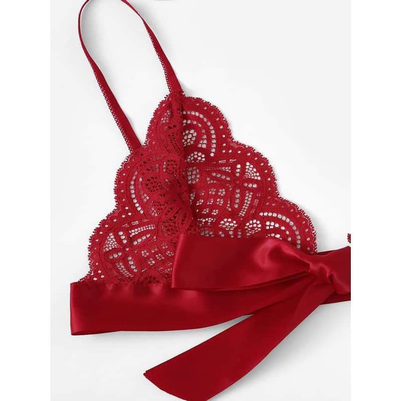 COORDINATESHOP Fitnessさんのインスタグラム写真 - (COORDINATESHOP FitnessInstagram)「クリスマスランジェリー入荷💝  クリスマススカロップトリムタイサイドランジェリーセット 2,590円」12月1日 20時03分 - coordinate_swim