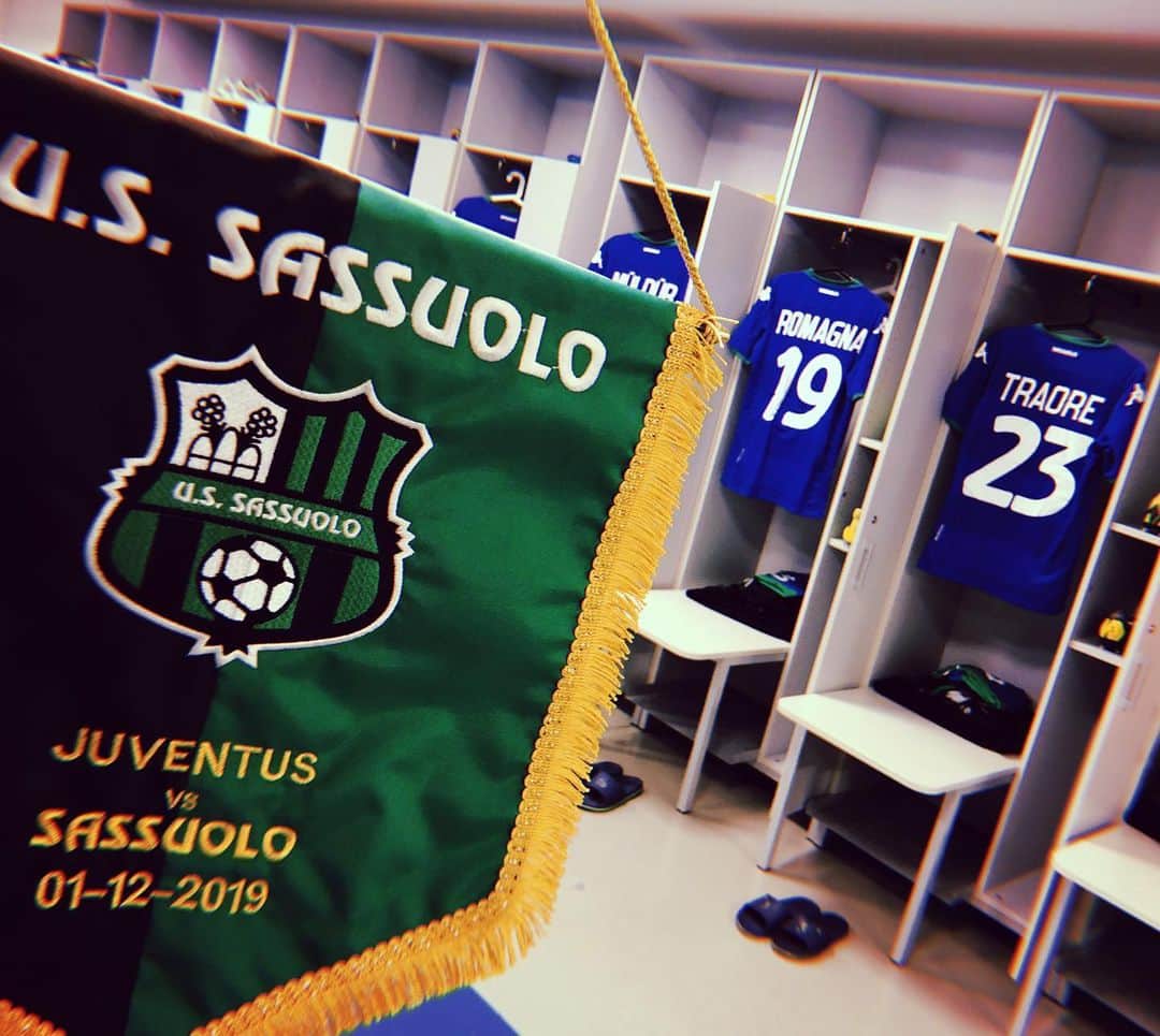 USサッスオーロ・カルチョさんのインスタグラム写真 - (USサッスオーロ・カルチョInstagram)「MATCH DAY 💪 ⚽️ #JuveSassuolo 🏆 #SerieATIM ⏰ Ore 12.30 🏟️ #AllianzStadium Segui le nostre stories per gli aggiornamenti sul match 💪🖤💚 #ForzaSasol」12月1日 20時08分 - sassuolocalcio