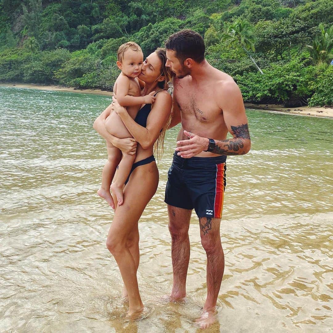 アラナ・ブランチャードのインスタグラム：「Banks is 2 year old today. You are one special little man. We love you so so much. Sometimes I wish I could go back in time when you where just a little cubby baby but It’s just getting more fun and more special. I love doing life with you banks.」
