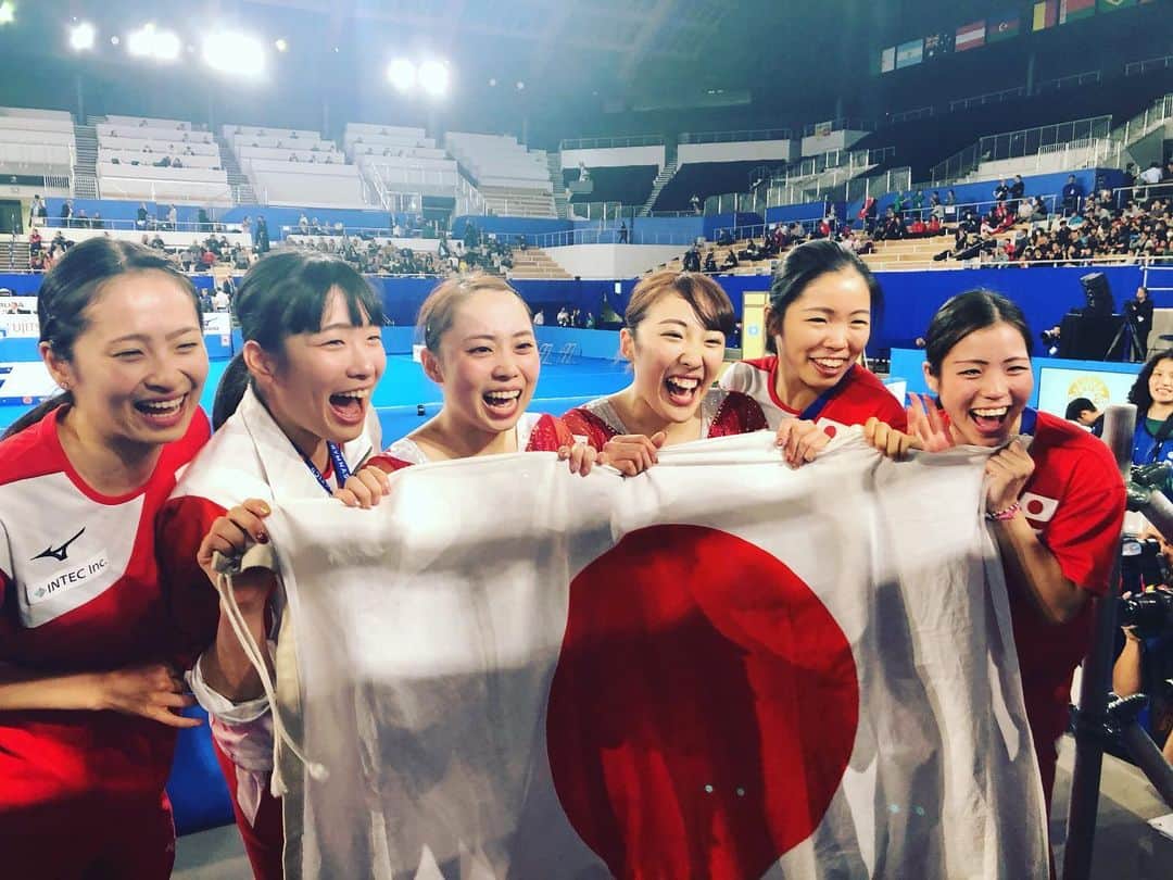テレビ朝日「体操」のインスタグラム：「#世界トランポリン 感動をありがとう。 有明は3300人以上の歓声でわきました！ #GETSPORTS 12月8日放送予定」
