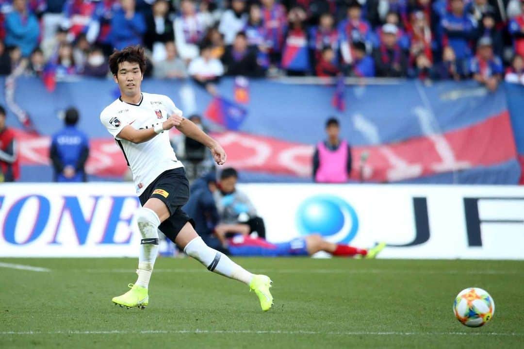岩波拓也さんのインスタグラム写真 - (岩波拓也Instagram)「次がラストゲーム。  誰も納得できる争い、順位ではない。  最後ホームでプライドをかけて戦う。それだけです。  FC東京戦たくさんの応援ありがとうございました。」12月1日 22時53分 - takuya_iwanami