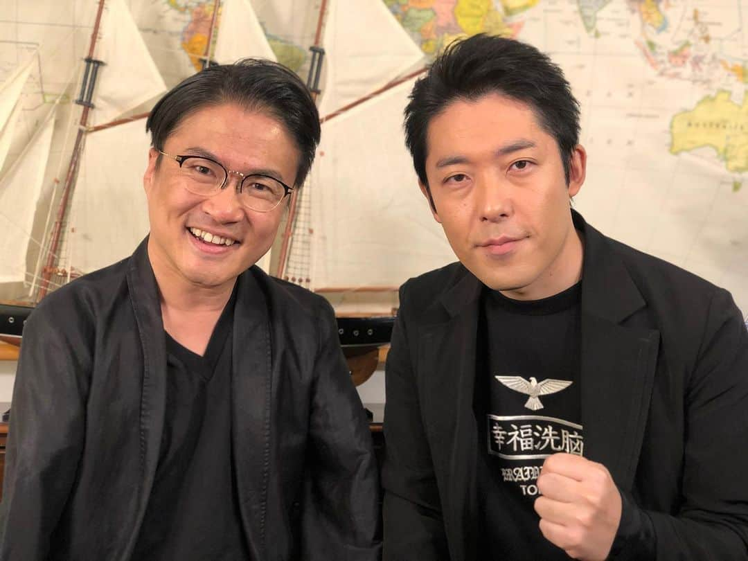 乙武洋匡さんのインスタグラム写真 - (乙武洋匡Instagram)「ついに『中田敦彦のYouTube大学』に出演。これは見逃せないぞ！！ https://youtu.be/M_vAb8sqnl8  ストーリーズにもリンク貼っておきますね😊  #中田敦彦 #中田敦彦のyoutube大学 #四肢奮迅 #義足プロジェクト #乙武洋匡」12月1日 22時53分 - ototake_official