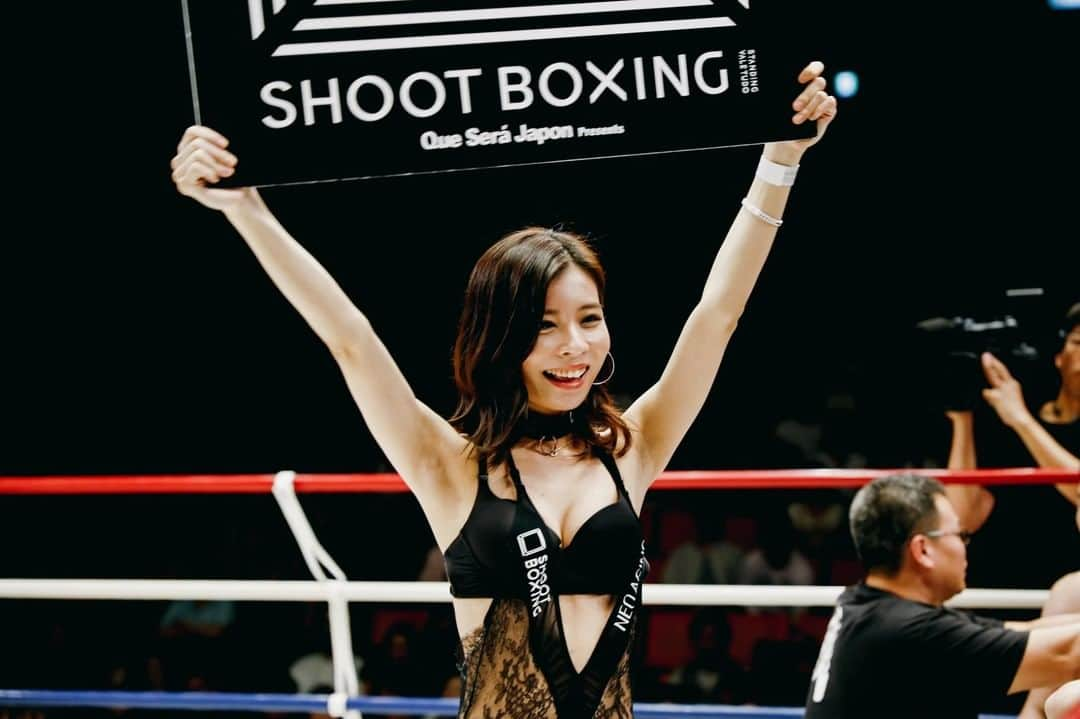 SHOOT GIRLSのインスタグラム：「会場でお待ちしております♡⁠ 12月3日(火) TDCホール. OPEN 17:00⁠ 『SHOOT BOXING GROUND ZERO TOKYO 2019』⁠ #123シュート #シュートボクシング #ラウンドガール ⁠#SHOOTBOXING #SHOOTGIRLS #ROUNDGIRL #model #beautylegs #japanesegirl #シュートボクシング #シュートガールズ #ラウンドガール #コスチューム #美脚 #モデル⁠」