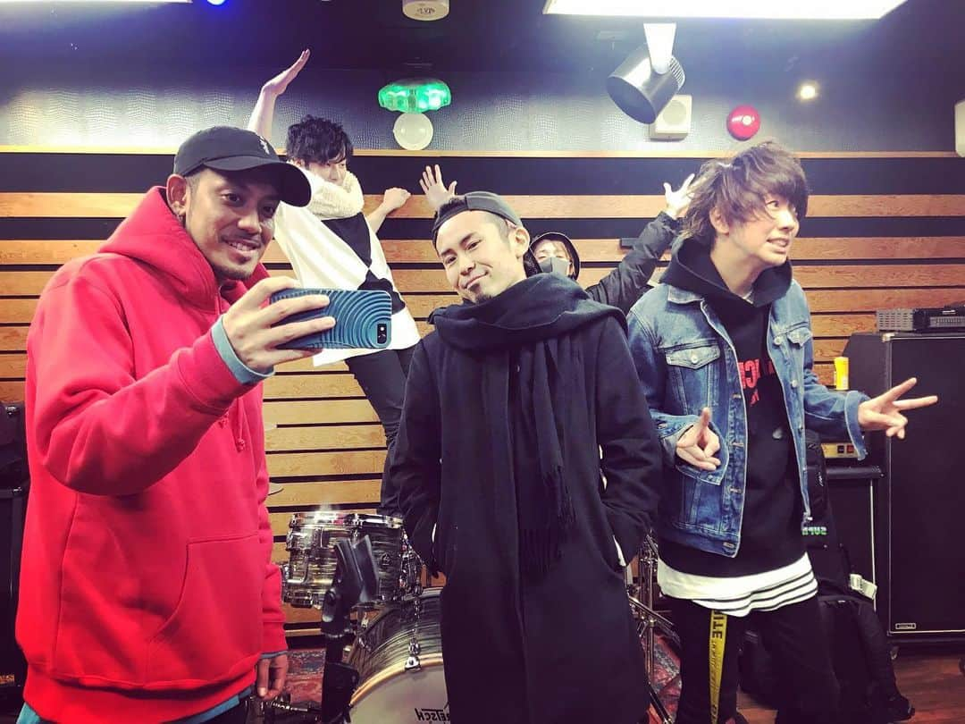 so-heyさんのインスタグラム写真 - (so-heyInstagram)「see you at Taiwan, 12/8  #IRONROSE #IRONROSEMUSICFESTIVAL #Taiwan #Taoyuan #ALLOFF #rookiezispunk'd #SHiNNOSUKE」12月1日 23時15分 - alloffsohey