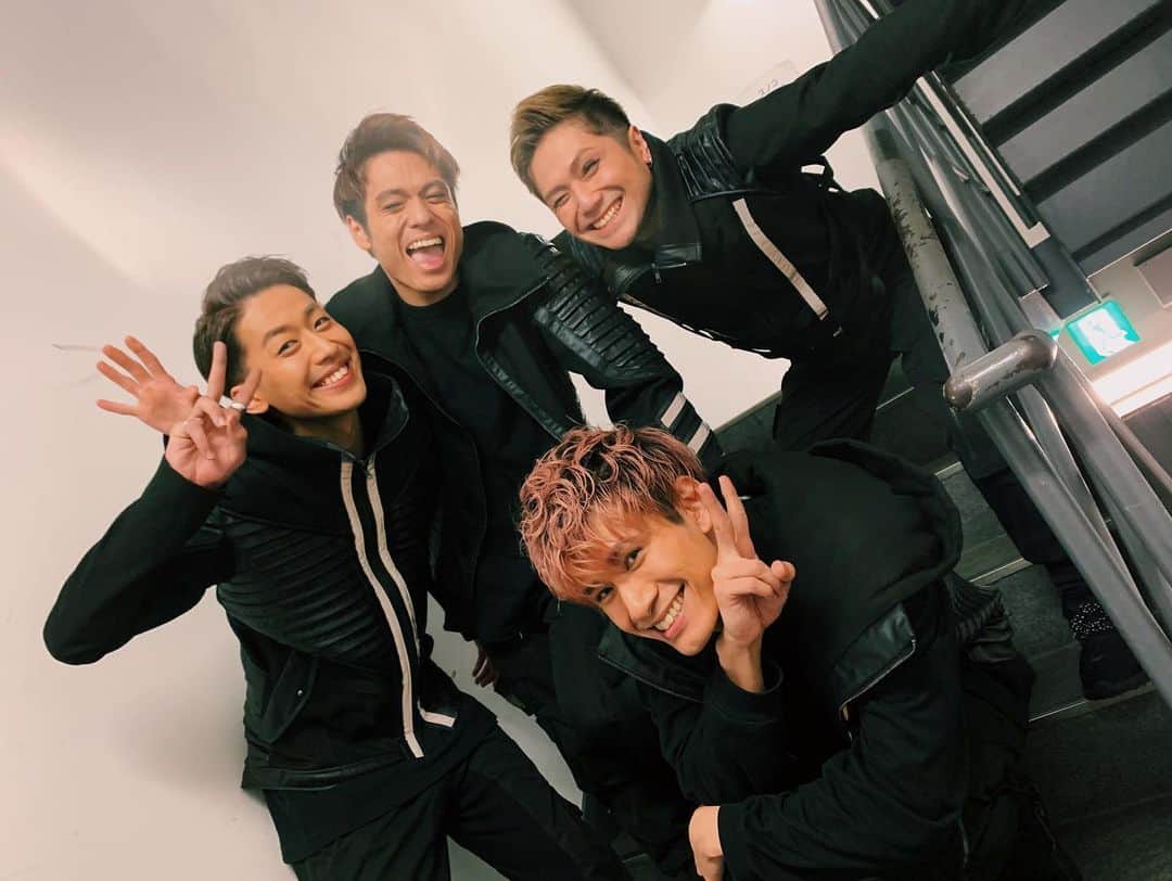 Beat Buddy Boiさんのインスタグラム写真 - (Beat Buddy BoiInstagram)「『ヒプノシスマイク-Division Rap Battle-』Rule the Stage -track.1 本日千穐楽を迎えました🔥  ディビジョンダンスバトル「D.D.B」として25公演走り抜けました！  ご来場いただいた皆様、本当にありがとうございました🙇‍♂️ #BeatBuddyBoi #ヒプステ  #ヒプノシスマイク  #ディビジョンダンスバトル #DDB」12月1日 23時25分 - beatbuddyboi