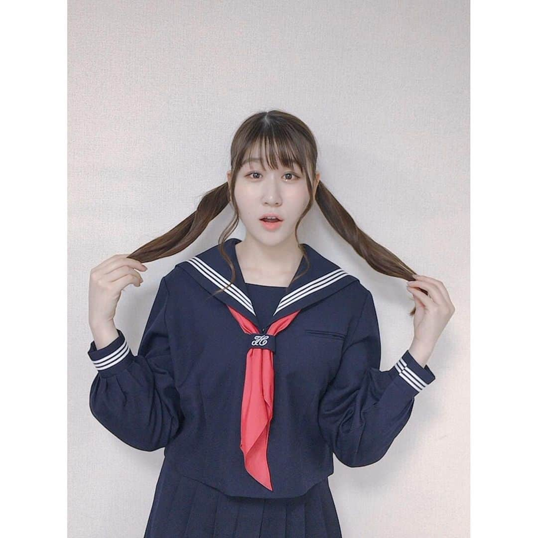 かれん（古賀かれん）さんのインスタグラム写真 - (かれん（古賀かれん）Instagram)「まさか制服を着るとは、﻿ 嬉しくて写真たくさん撮ってしまった🥰❣️﻿ ﻿ #中学ぶりのセーラー服﻿」12月1日 23時42分 - lgm_karen_official