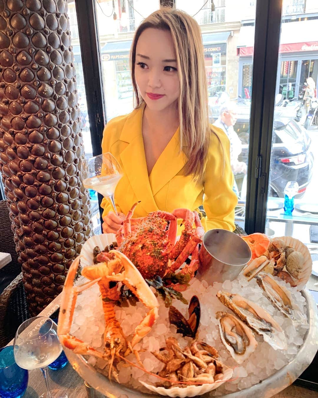 Nicole Chenのインスタグラム：「I love my seafood! Yummy ! What do you like to do on Sundays?」
