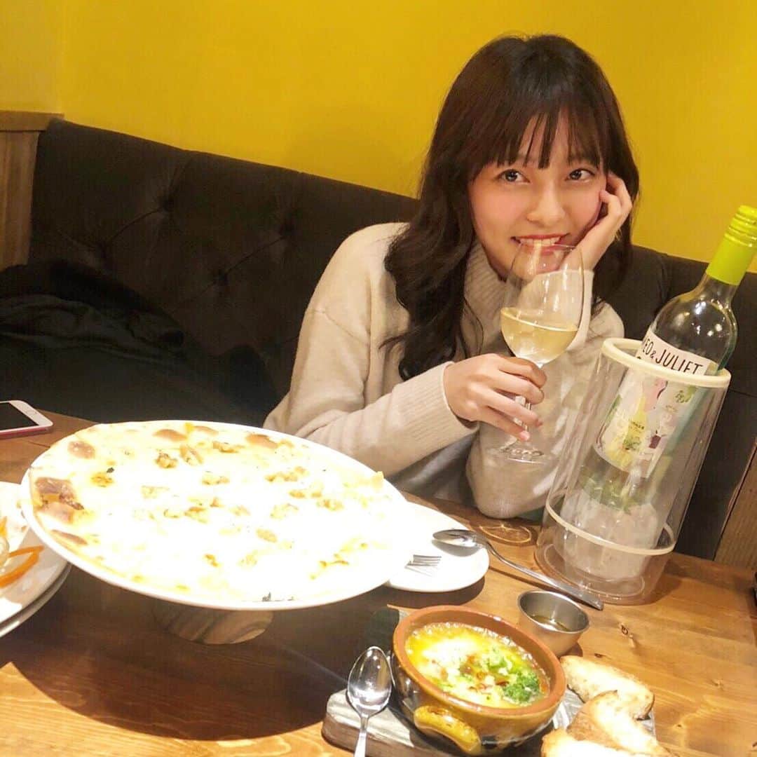 斉藤瑞季のインスタグラム：「親友と久々に話せてスッキリしたし沢山笑った✨  皆さんの週末はどうでしたか？ 明日からもがんばりましょう！！ おやすみなさい〜🌙」