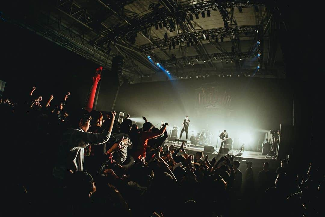 NOISEMAKERさんのインスタグラム写真 - (NOISEMAKERInstagram)「THANK YOU REDLINE ALL THE BEST 2019! THANK YOU 幕張！後ろの後ろまで最高の景色でした！来てくれた皆さんありがとうございました！REDLINE 10周年おめでとうございます！📷 by KUDO MASAYUKI」12月2日 0時25分 - noisemaker_official