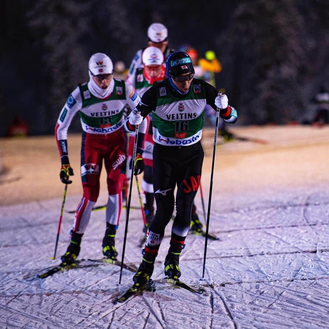 渡部暁斗さんのインスタグラム写真 - (渡部暁斗Instagram)「Hard start into the season🥶 look forward to race better in @wclhmr. Keep going🔥#fisnoco #nordiccombined #fischerski #livetoski #swixsport #oakley #goldwin #poc #kinetixx #バスクリン」12月2日 1時10分 - wtbakt