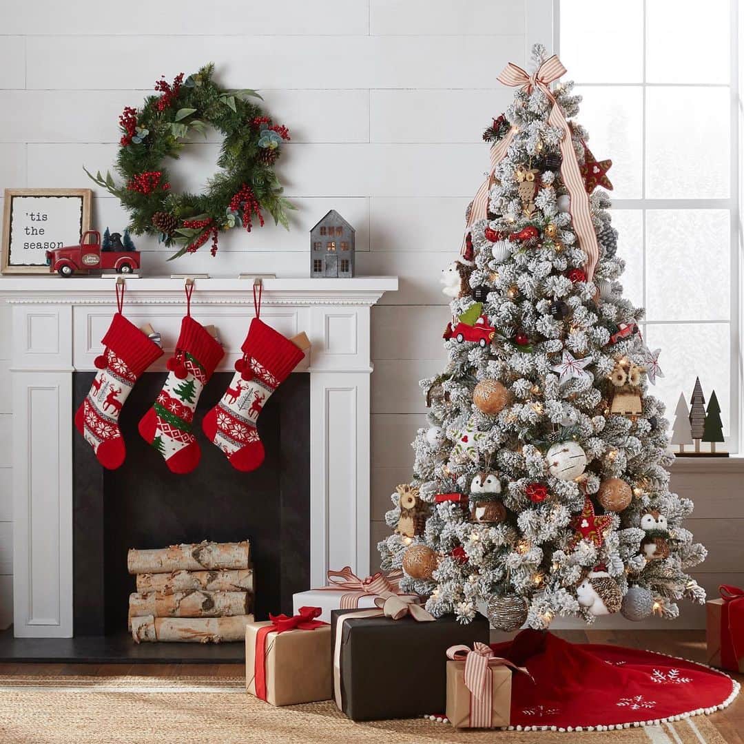 Wal-Mart Stores, Incのインスタグラム：「Getting those holiday feels? From 🏠 decorations to 🍪 decorations, we’ve got everything you need. #WalmartHome」
