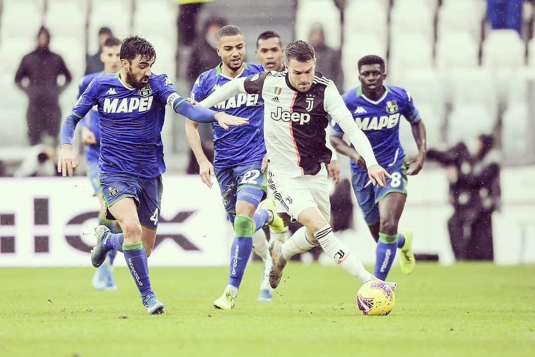 アーロン・ラムジーさんのインスタグラム写真 - (アーロン・ラムジーInstagram)「Not the result we wanted. Big game to prepare for next week #finoallafine」12月2日 3時45分 - aaronramsey